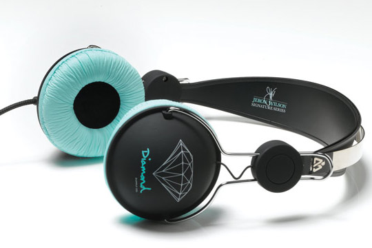 Diamond-Supply-Co.-x-Matix-The-Sound-of-Progress-Headphones-00