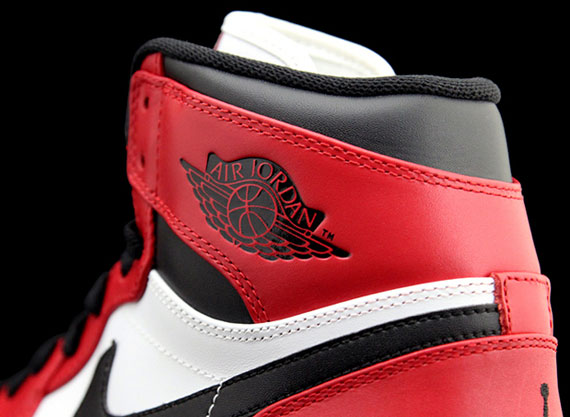 Air Jordan 1 White Red Black