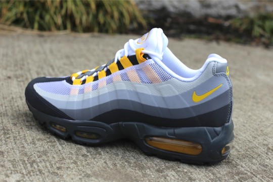 nike-air-max-95-nosew-cool-grey-varsity-maize-3