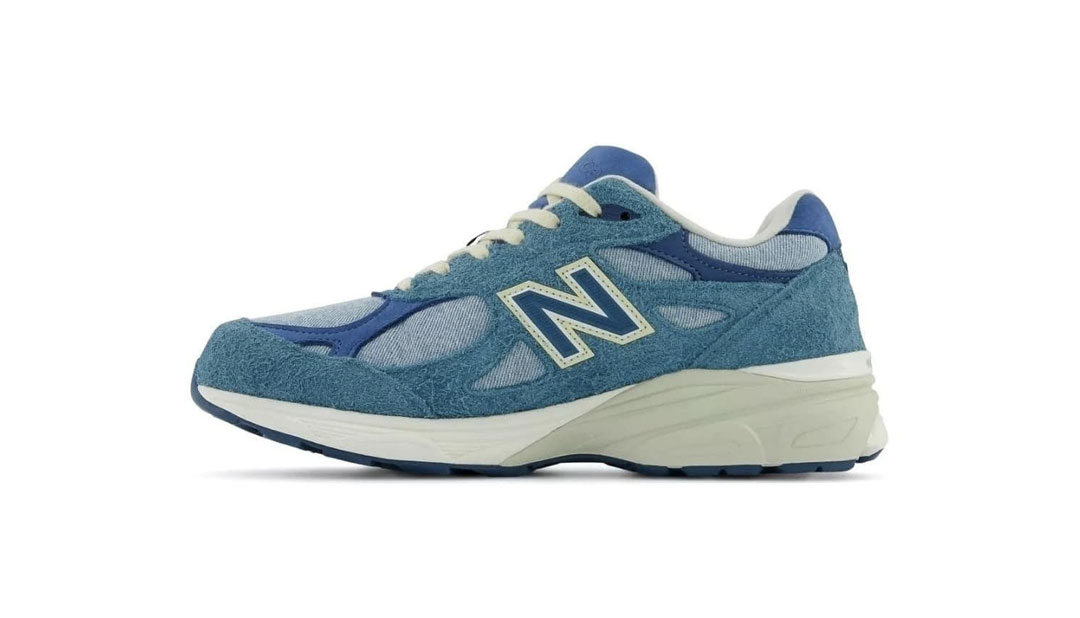 The Cleanest New Balance 550 Has Surfaced