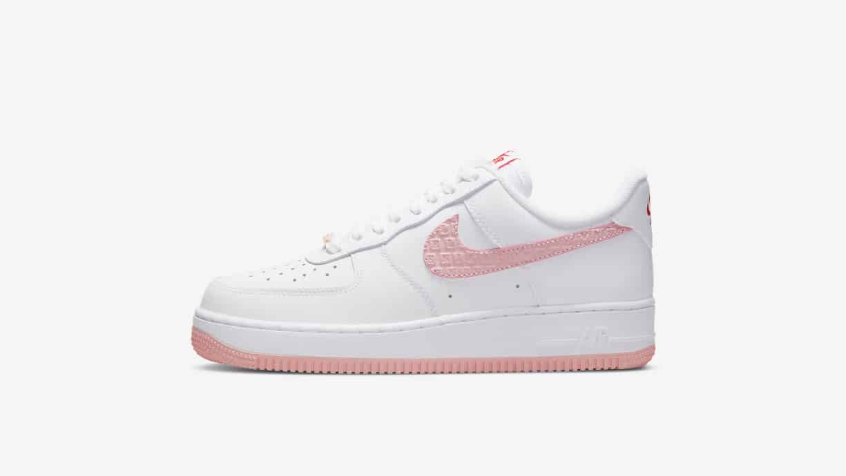 Nike Air Force 1 Valentine's Day 2022