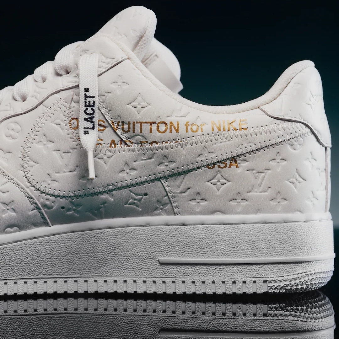 Louis Vuitton x Nike Air Force 1 Triple White - Le Site de la Sneaker