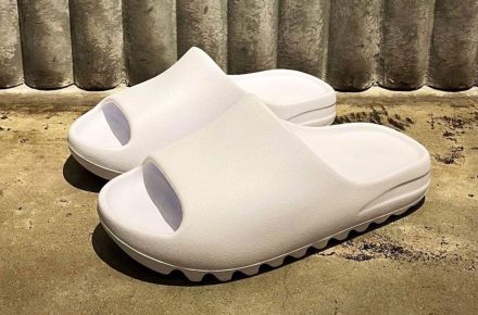 preview adidas yeezy slide white saltpic01 440x290